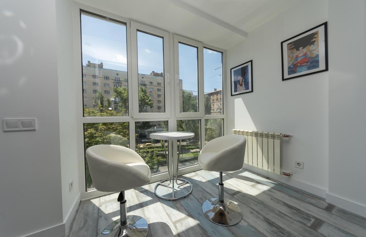 Flat24 On Lesi Ukrainki 3 Apartment Kyiv Exterior photo