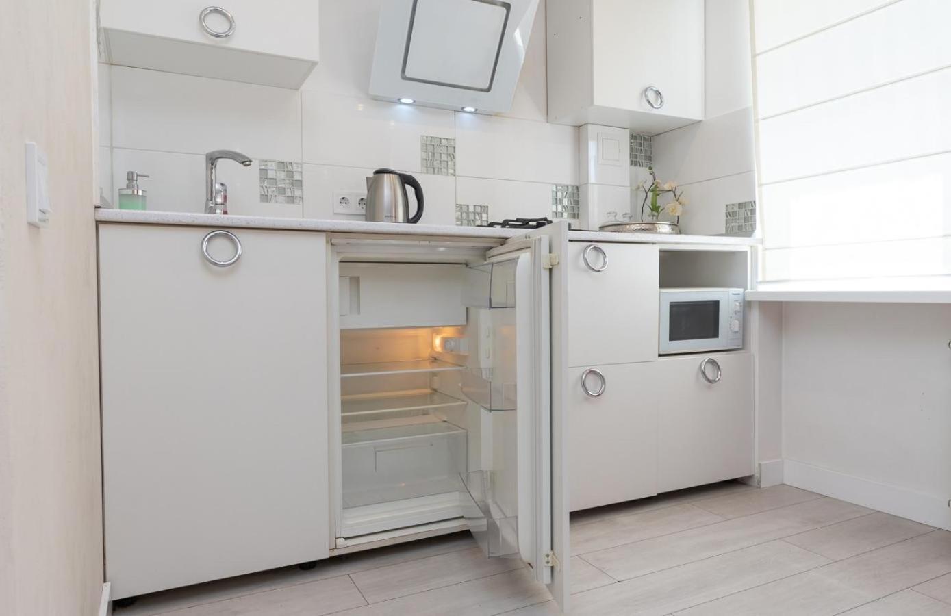 Flat24 On Lesi Ukrainki 3 Apartment Kyiv Exterior photo